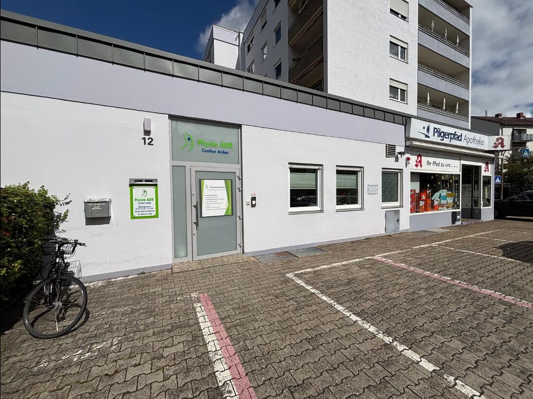 Eingang der Praxis Physio ADR